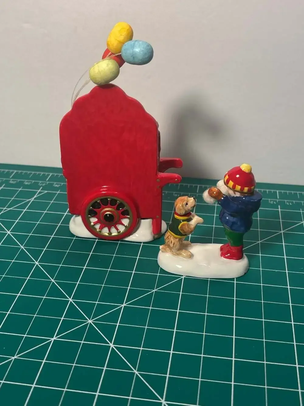 Department 56 Snow Village Carnival Cotton Candy Stand Figurines